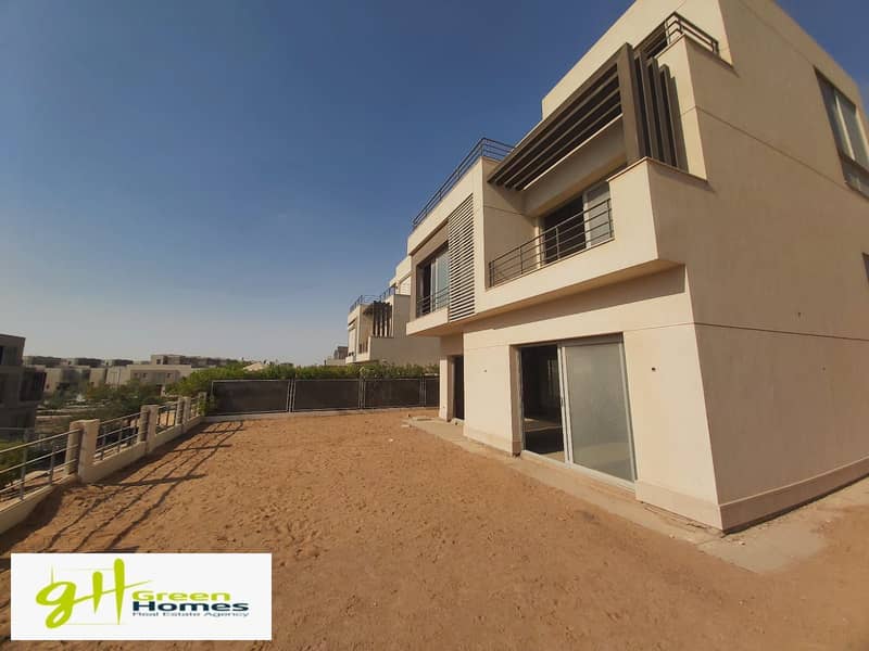 Standalone Villa for Sale with good location and price  at Palm Hills Compound , New Cairo 3