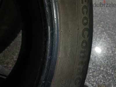 أربع فرد كاوتش Continental  215/60/R17