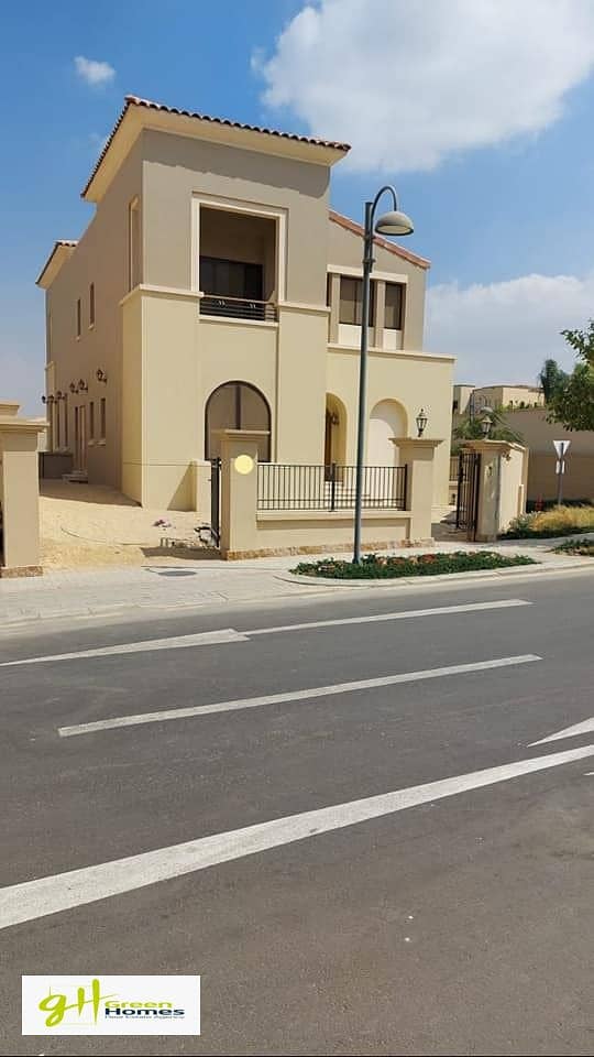 For Sale Town House Middle 287m in uptown cairo emaar Fully finished with acs 0