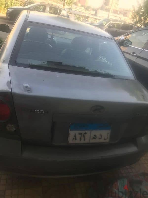 Hyundai Verna 2008 4