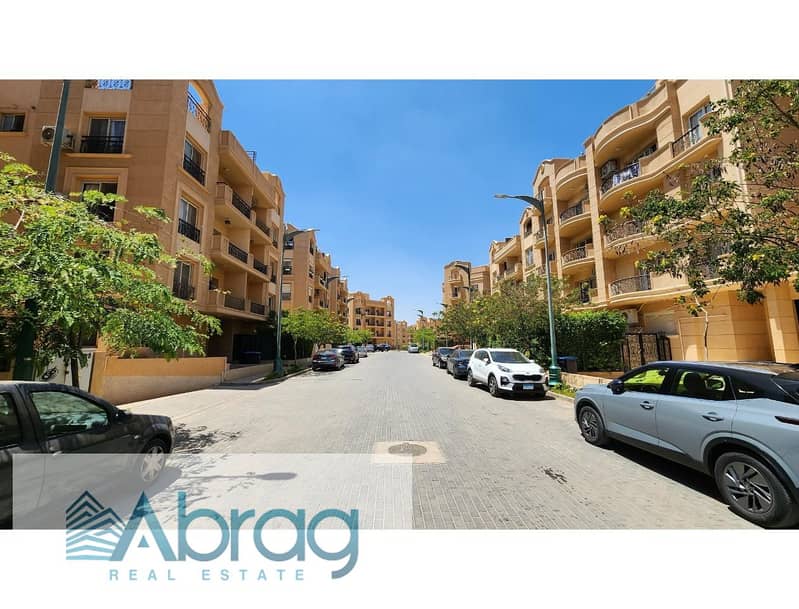 For sale, a 172-meter penthouse, with convenient installments up to 5 years, immediate delivery, Diyar 6 October Compound 13