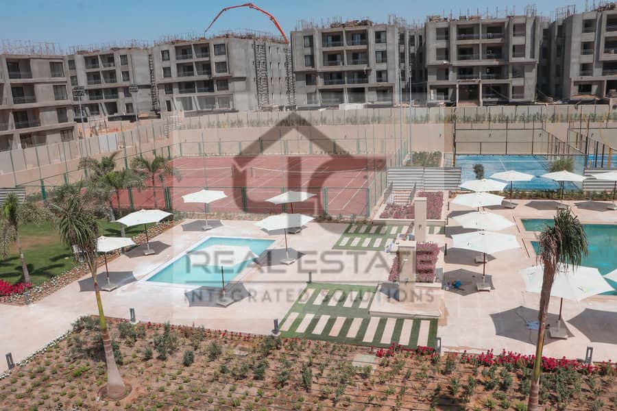 Apartment with a view of finished villas with air conditioners in Al Marasem, Fifth Settlement 7