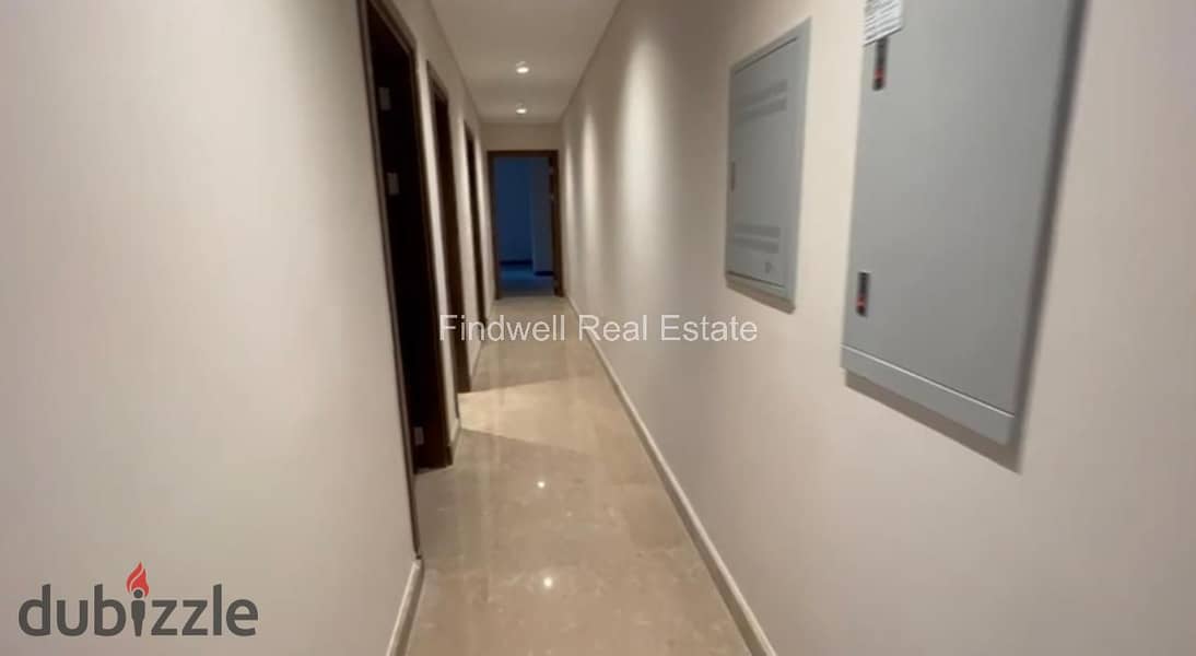 شقه للبيع فى زيد ويست متشطبه بالكامل بالتكيفات  Sheikh Zayed / ZED West Compound 4