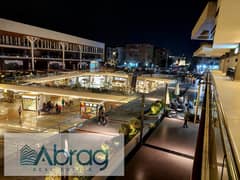 للايجار محل تجارى 30م بمساحه خارجيه WestGate Mall اكتوبر بجوار دولفين مول 0