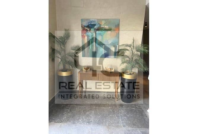 sky loft 185 m with roof for sale in mountain compound view icity in prime location Veiw club Ready to move 10