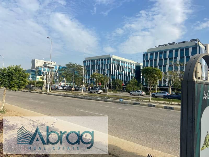 For rent, office or clinic, 56 sqm, finished, with air conditioning, Trivium Mall, Sheikh Zayed, on the Plaza 6