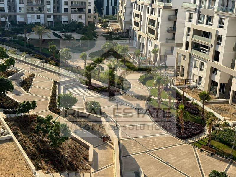 For sale duplex 216 m with down payment and installments with view landscape prime location in Hyde Park Compound 4