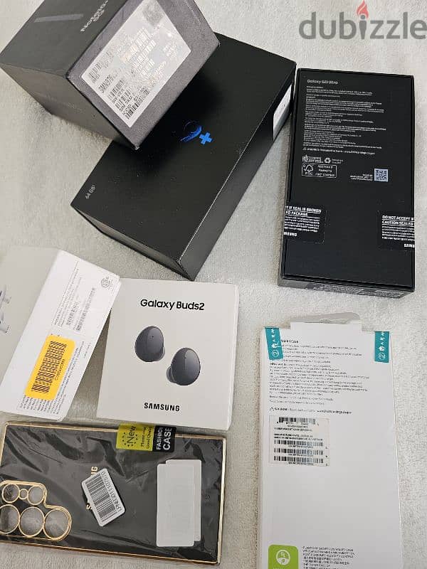 From USA American model NEW Samsung S23 ultra 512 &Airpods pro 2nd pro 12