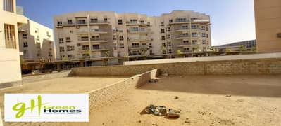 Apartment with garden  for Sale Ready to move with good location at Mountain view icity , New Cairo 0