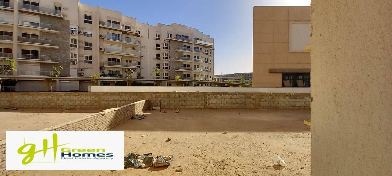 Apartment with garden  for Sale Ready to move with good location at Mountain view icity , New Cairo 4