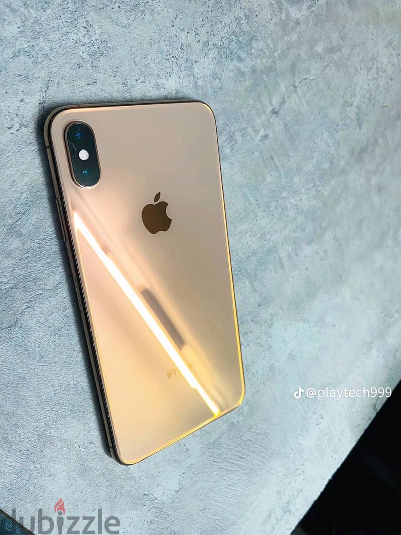 ‏iPhone XS Max 4