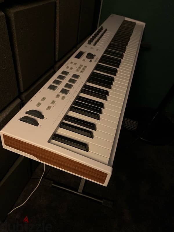 Arturia Keylab 61 (Digital Piano / Keyboard) 1