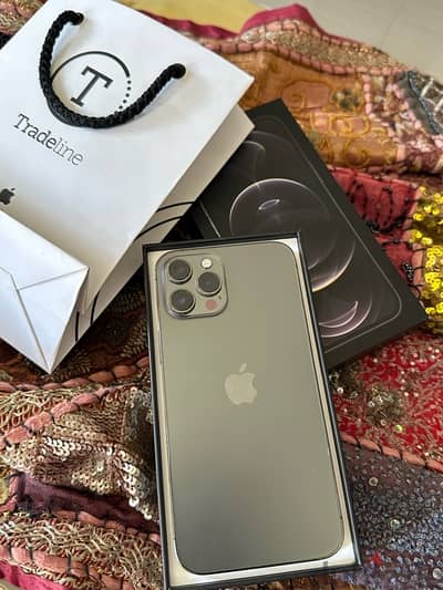 IPhone 12 pro max with box ايفون ١٢ برو ماكس