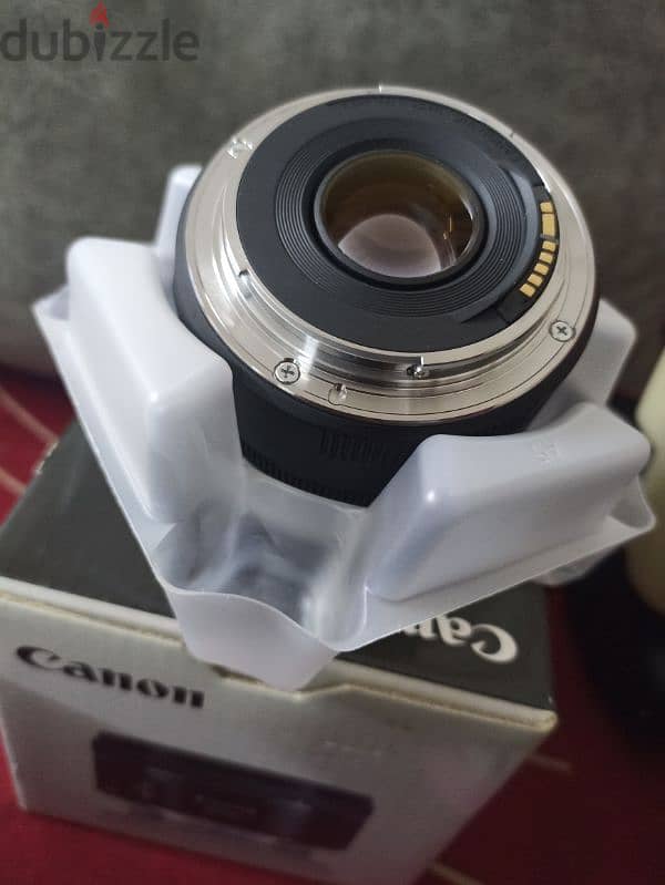 lens canon 50m stm 2