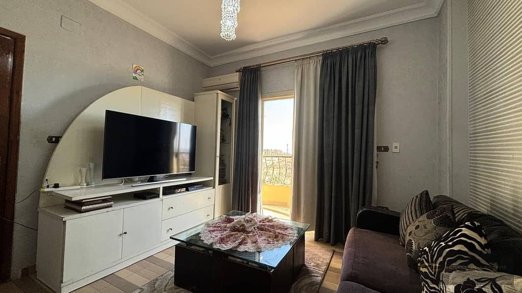 A luxury apartment for rent in the second phase of Beverly Hills Compound in Sheikh Zayed, close to Dahshur Link, and all services are available 9