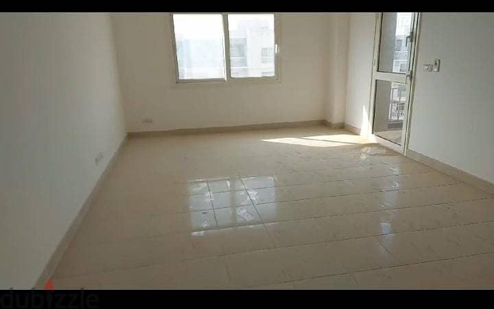 شقه للبيع كاش فى مدينتى بسعرمميز جدا 140 مترApartment for sale in Madi 4