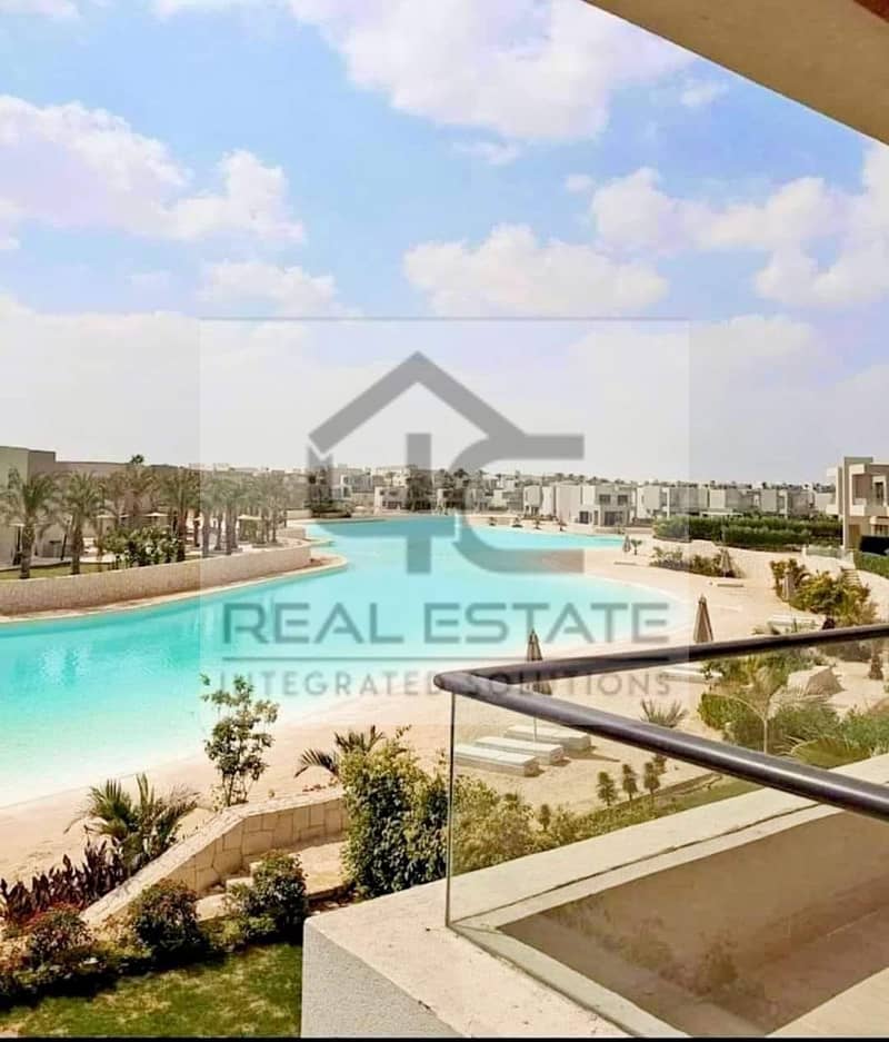 Fully finished townhouse in installments, first row lagoon with garden, open to the largest landscape area 4