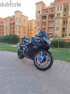 Suzuki gsxr 1000 سوزوكي جكسر 1000 0