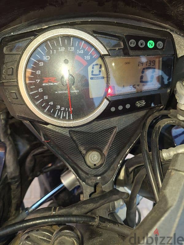 Suzuki gsxr 1000 سوزوكي جكسر 1000 3