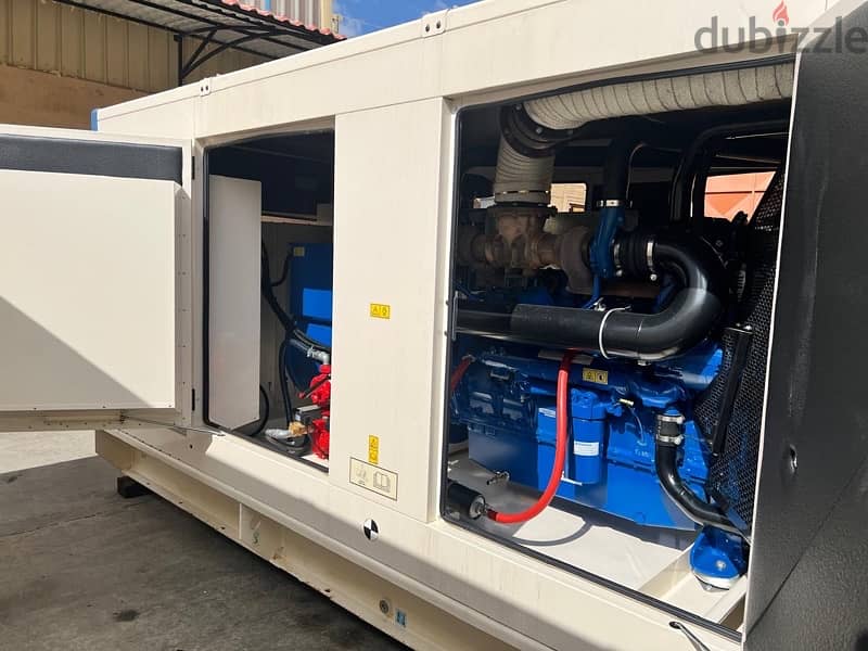 Generator Perkins 710 kva مولد بركنز ٧١٠ كيلوفولت 5