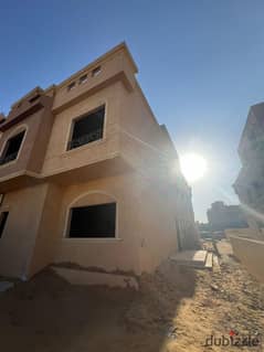 Town house for sale in Katameya gardens new cairo prime location 0