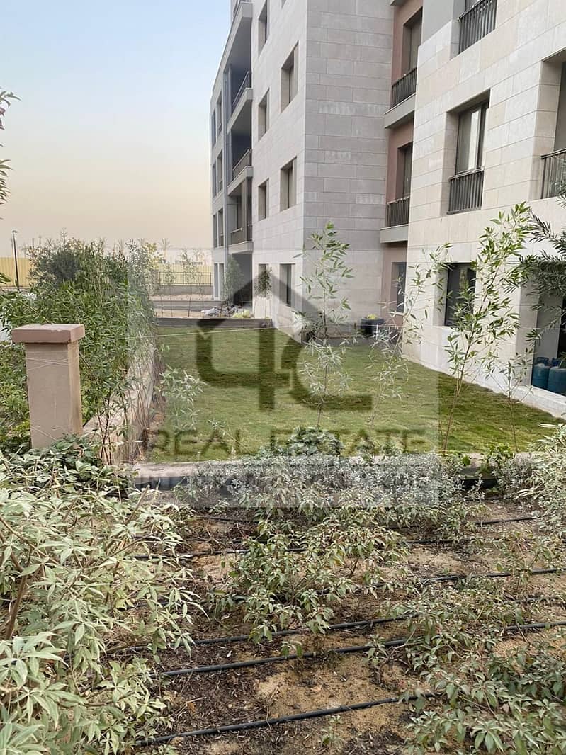 apartment 149 m with garden for sale fully finished In on prime view landscape District 5 Compound 4