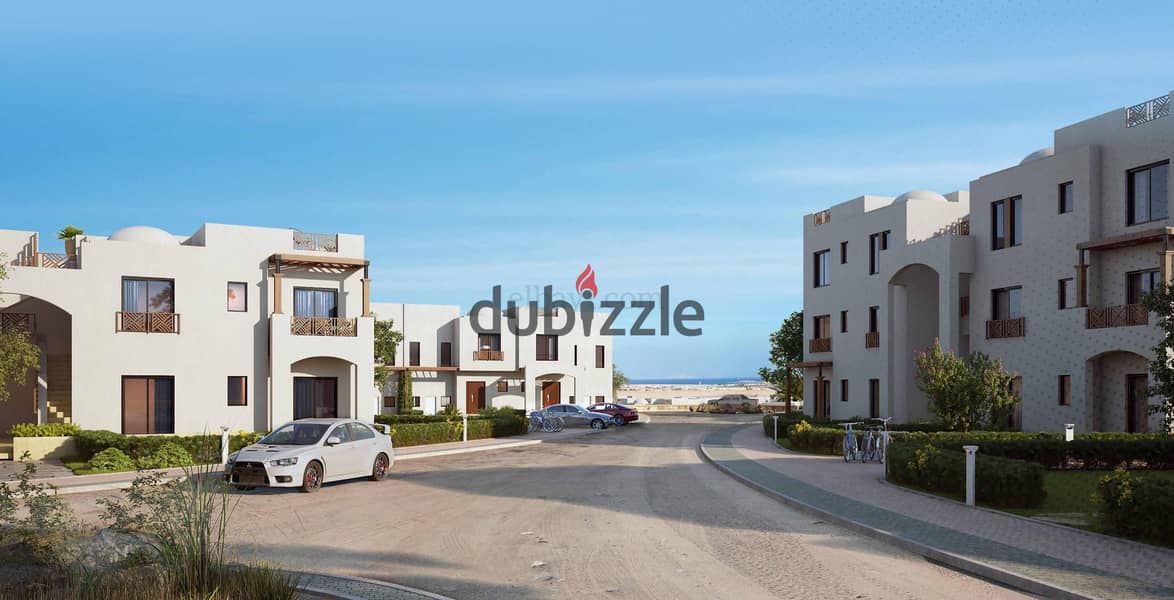 Own a villa in Makadi Heights, Hurghada, directly on the beach. 3