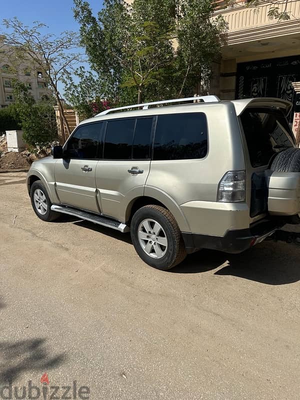 Mitsubishi Pajero 2008 1