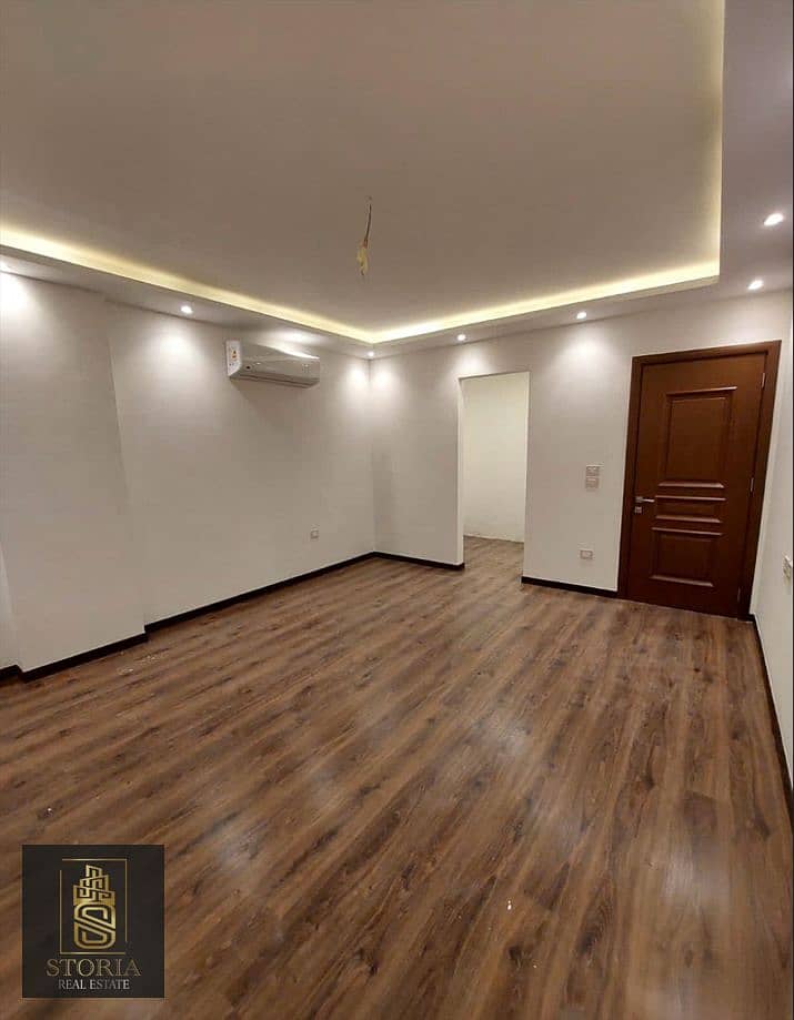 A finished apartment with air conditioners and a kitchen for sale in installments in the heart of the Sheraton, next to Almaza City Center and a minut 2