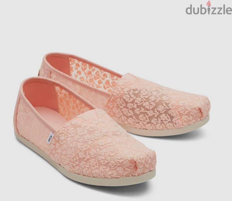 Toms Orginal Pink Shoes 2