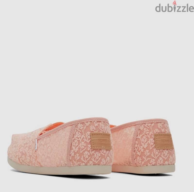 Toms Orginal Pink Shoes 3