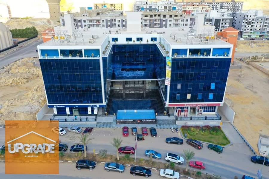 An immediate delivery pharmacy with an area of ​​70 square meters in Mokattam, Third District, next to Naderi Easy Sport, with a 50% down payment and 2