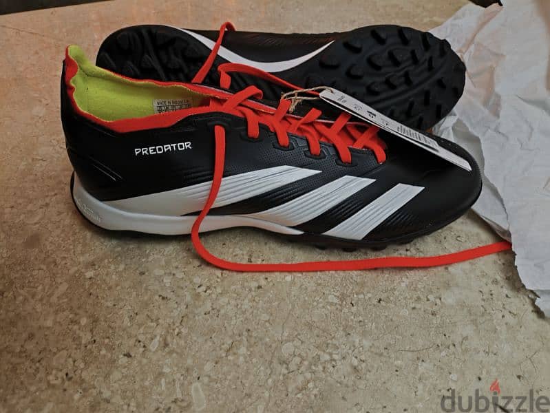 PREDATOR LEAGUE TURF SHOES 1