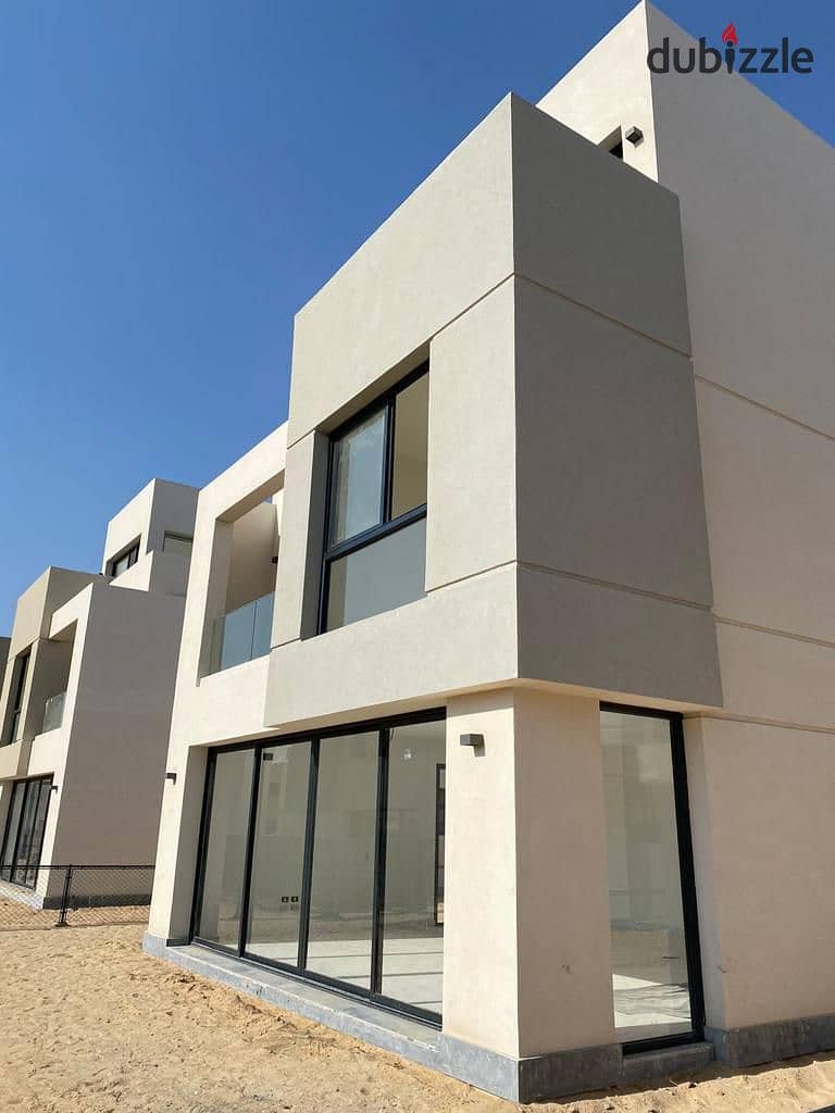 Standalone for sale Bahary Ready to move finished in compound El-burouj 10