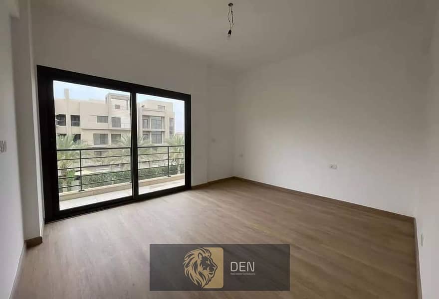 Penthouse for Sale with Full Finishing and Air Conditioning in a Prime Location at Fifth Square El-Marasem 7