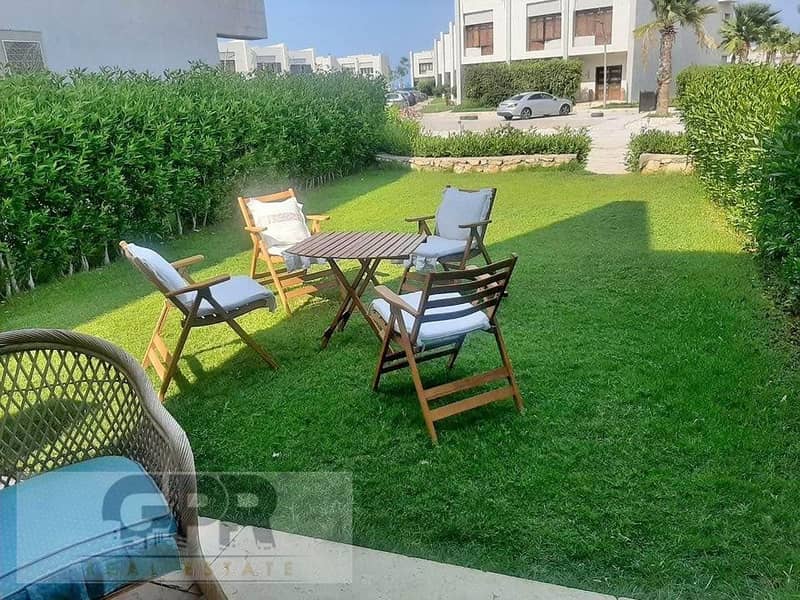 Twin villa (3th floors) for sale next to BUE university / كاش:5مليون لتوين فيلا في كمبوند ساكن بسور الجامعه البريطانيه 3