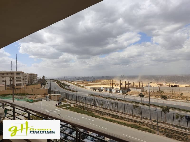 Apartment for sale in Uptown Cairo, area 152 m, location on the golf course directly 1