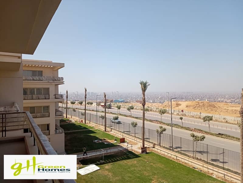 Apartment for sale in Uptown Cairo, area 152 m, location on the golf course directly 4