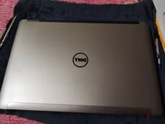 Dell Latitude E6540 0