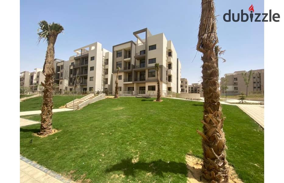 ready to move apartment for sale in al marassem new cairo 1