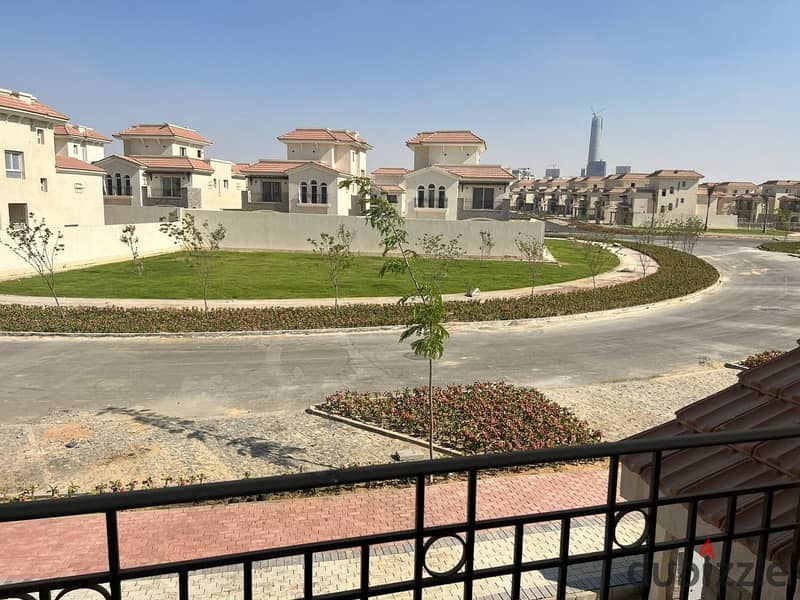 Finished villa largest land area in Maqsad, installments 2