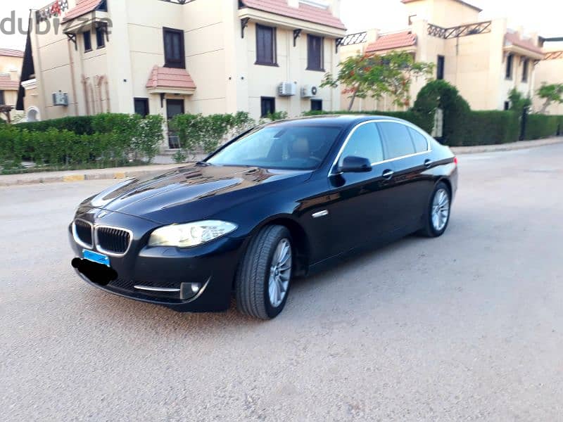 BMW 528 2011  فابريكا بالكامل، perfect condition 4