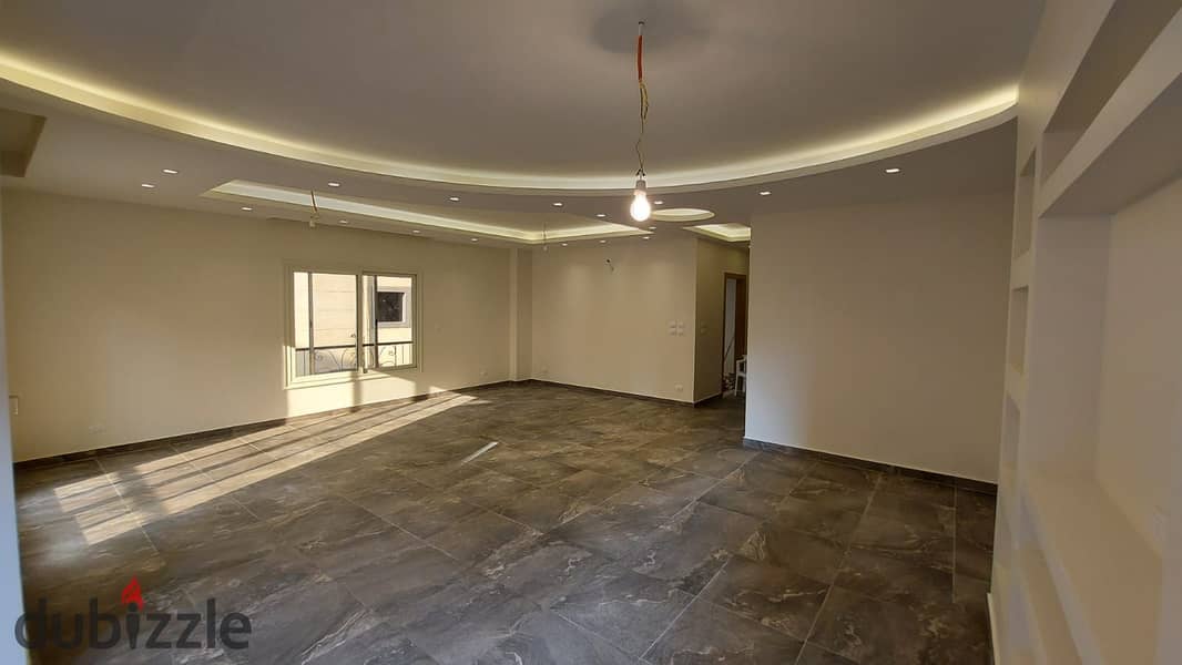 Apartment for sale Fully-Finished: Ultra super Lux with Ac ,kitchen, chandeliers ,curtains New Cairo / Sephora Heights 3