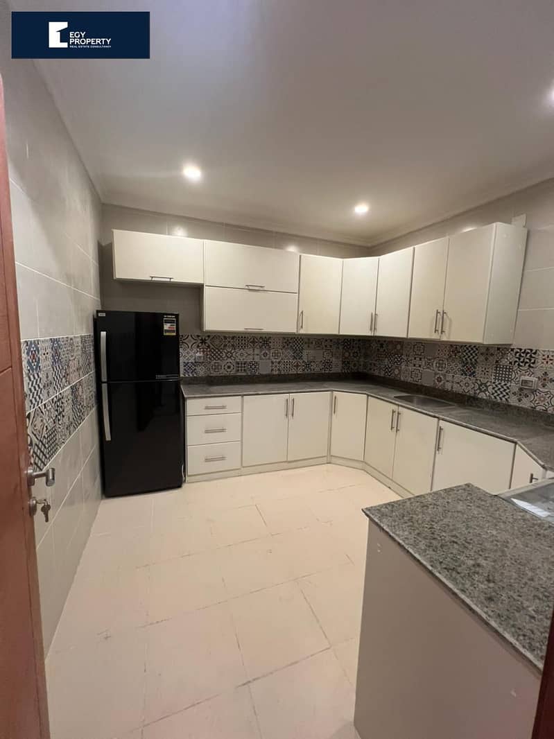 Apartment fully finished in Garden City Compound ,with installments over 12 years 5