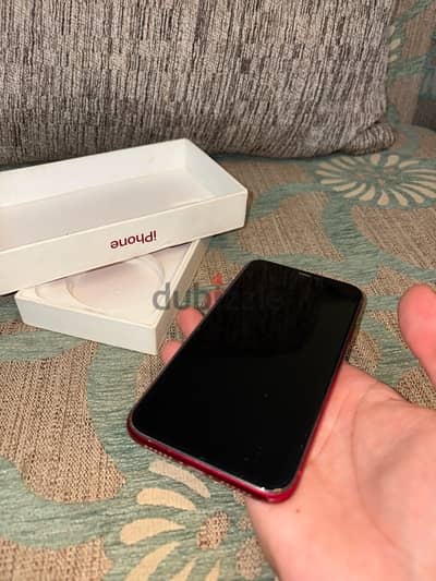 ايفون 11 زييرروووو الجهاز متفتحش iphone 11 good condition