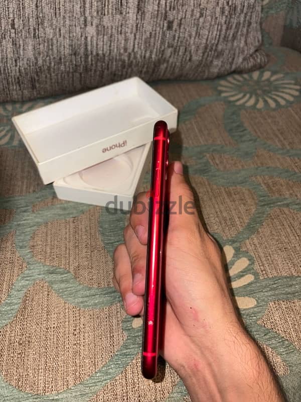 ايفون 11 زييرروووو الجهاز متفتحش iphone 11 good condition 2