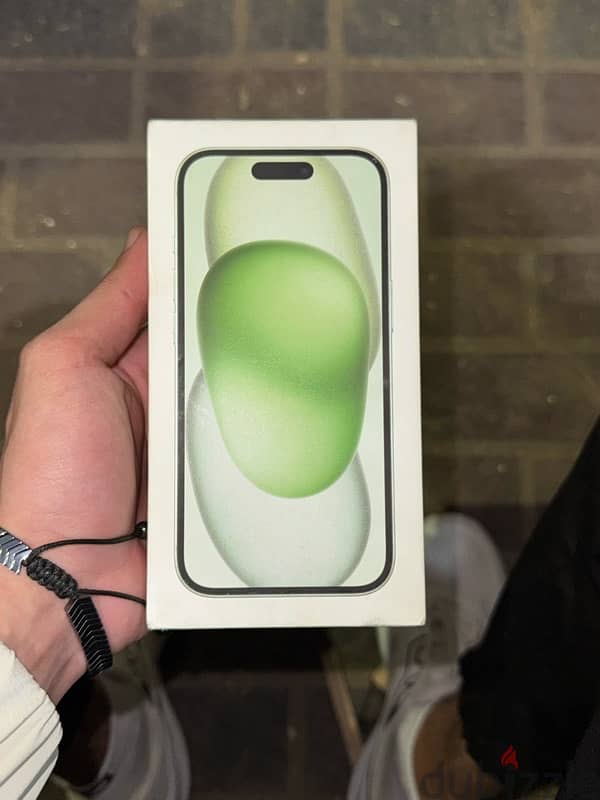 Iphone 15 new green 1