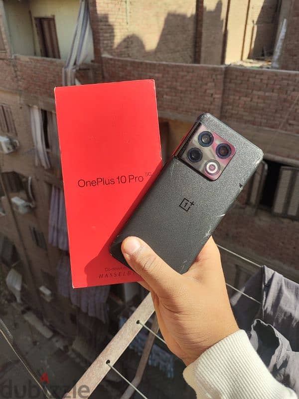 Oneplus 10 pro 256/12 كسر الزيرو معاه العلبه فقط حاله جيده كسر فالظهر 1