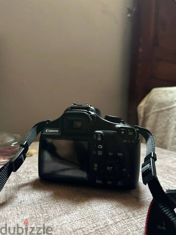 Camer Canon 1100 D for sale 1