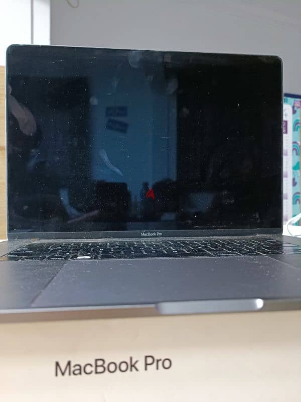 MacBook Pro 2018 16